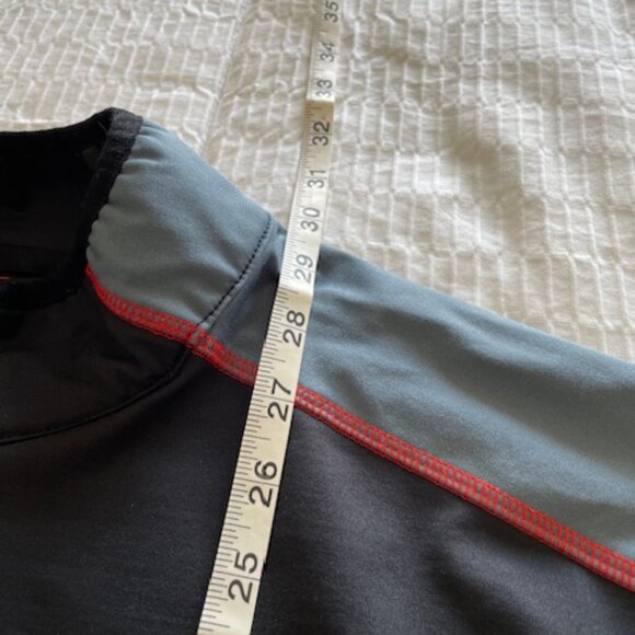 Formula 1™ F1 Official Product 1/4-Zip Pullover Jacket – XL - Picture 4 of 7